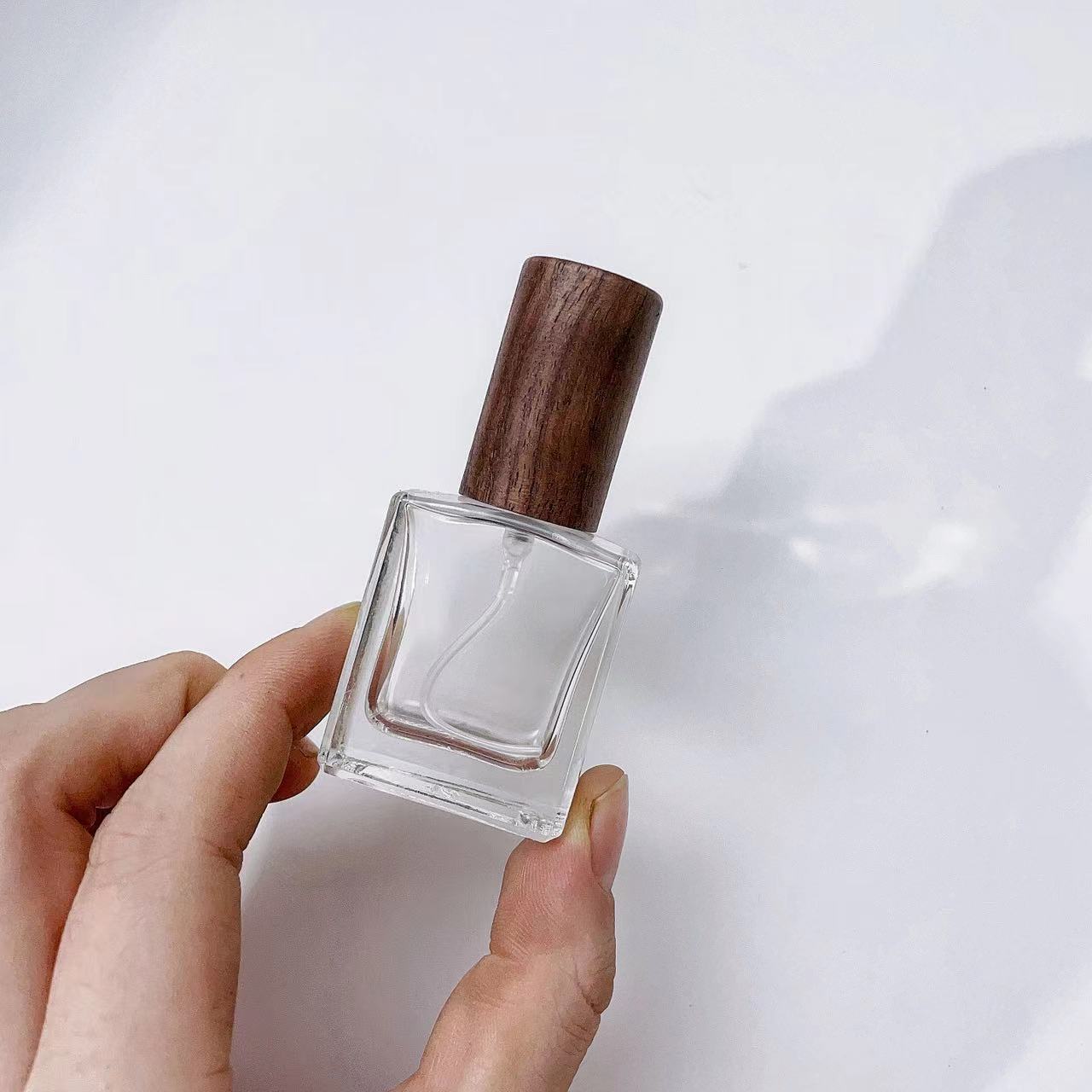 10ml Transparent Thick Glass P - Scent Eliminator Spray review and price
